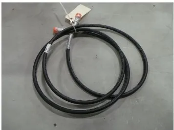 87742490 - Комплект из двух гидравлических шлангов